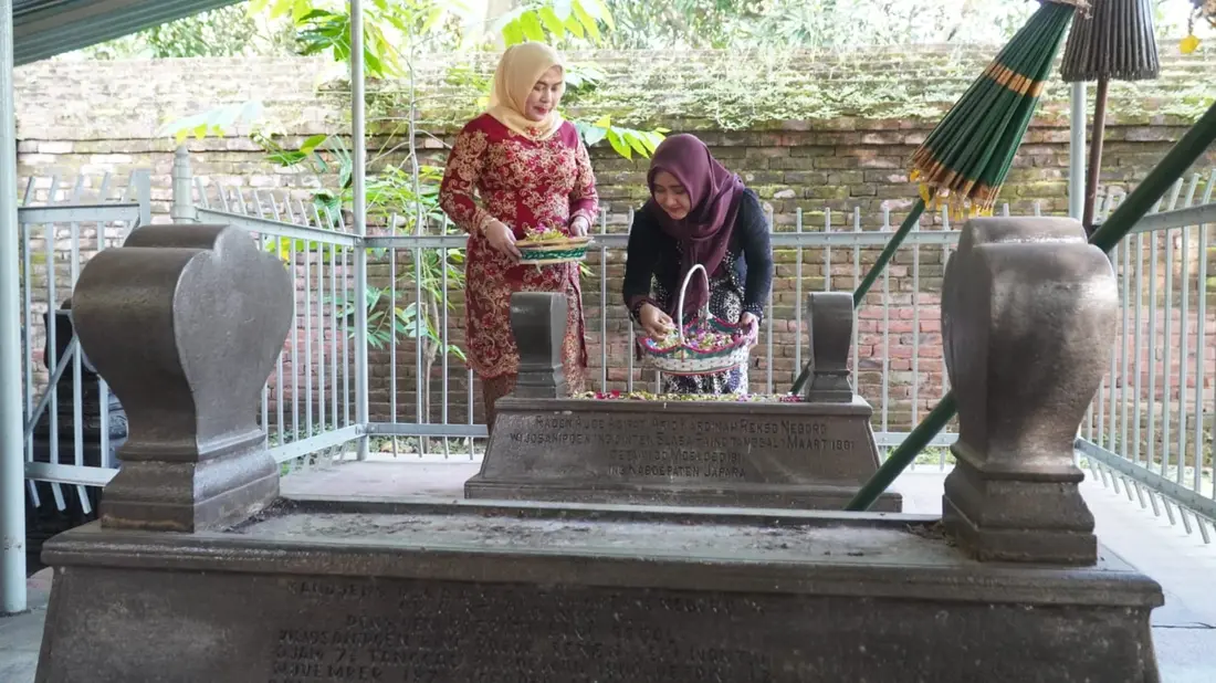 Ziarah ke Makam RA Kardinah di Hari Kartini, Wakil Wali Kota Tegal Ajak Perempuan Teladani Semangat Juang