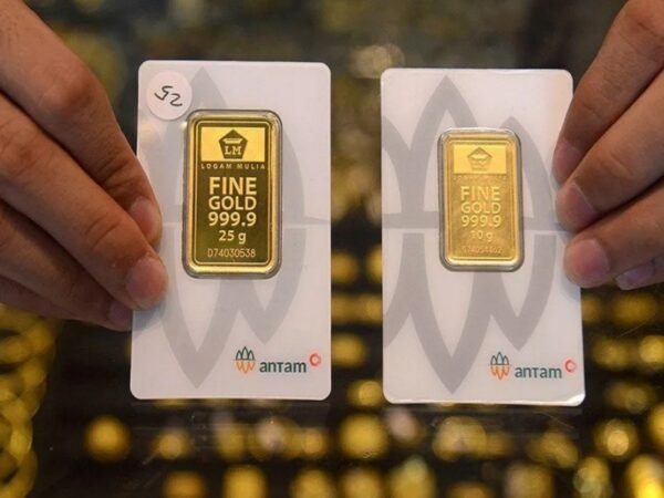Harga Emas Antam Hari Turun Rp4.000 ke Rp1.929.000/Gram