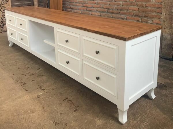 Kemenperin Pacu Ekspansi Pasar Furnitur IKM ke Timur Tengah