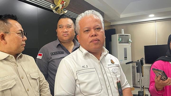 Dua Peleton TNI Dikerahkan Bergantian Amankan Gedung Kejagung RI