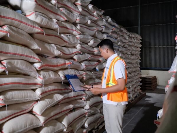 Bapanas Pastikan Kualitas Stok Beras Bulog Palembang Sesuai Standar