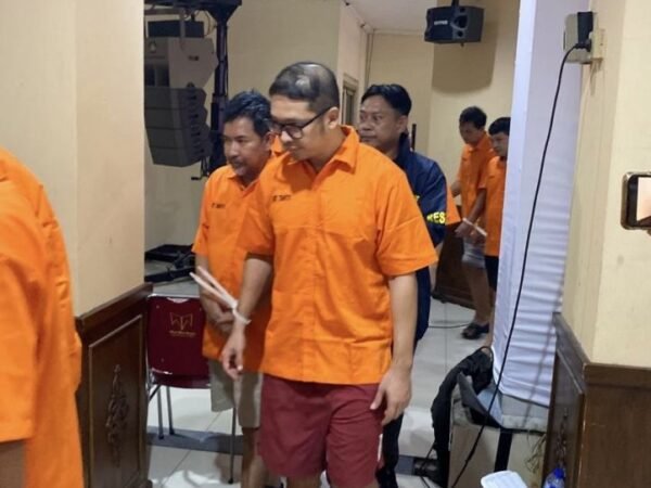 Pegawai Komdigi Raup Keuntungan 52,59 M, Lindungi Ribuan Situs Judol