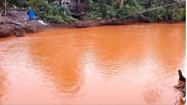 UU Larang Tambang di Pulau Kecil, Mengapa di Raja Ampat Berlaku di Wawonii Tidak?