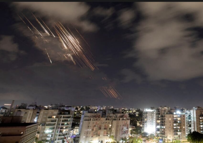 Israel Lancarkan Serangan ke Iran, Target Militer dan Nuklir Jadi Sasaran