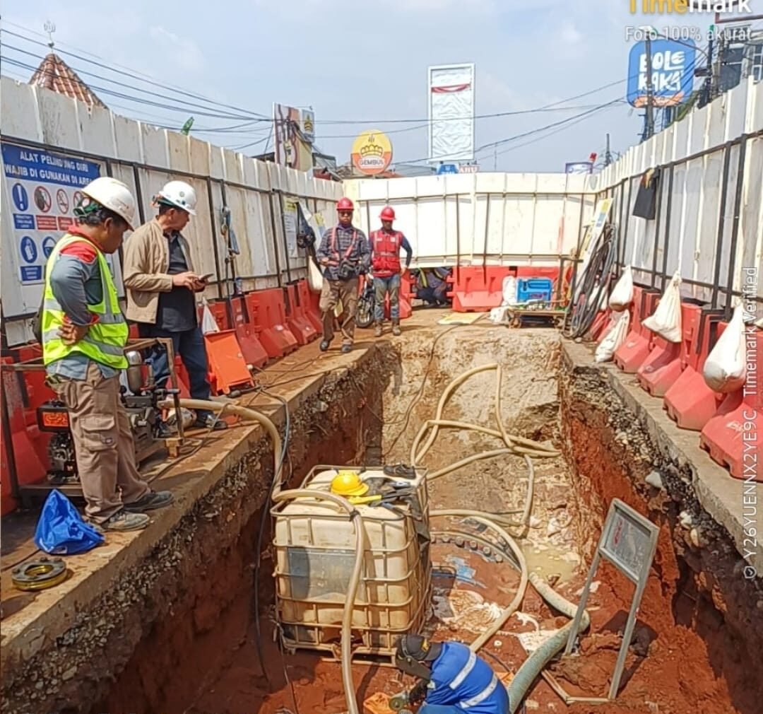 Kebocoran Pipa di Jatiwaringin Teratasi, PDAM Jaya Minta Maaf dan Tingkatkan Keamanan Proyek