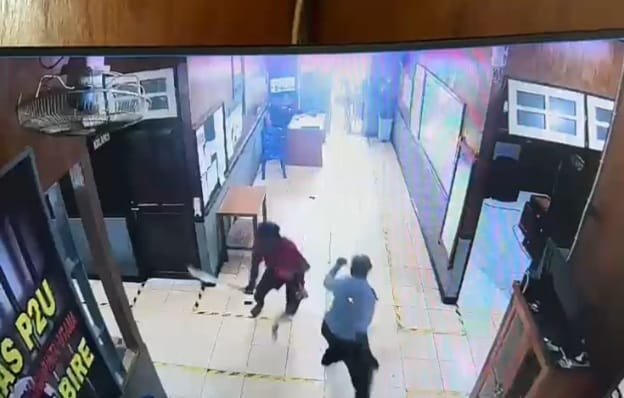 19 Napi Ekstremis OPM Bersenjata Parang Kabur dari LP Nabire