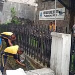 Peringati HUT Bhayangkara ke-79, Polisi Banyumas Gelar Karya Bakti di Vihara Vimalakirti