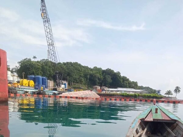 Tenggelamnya 300 Ton Limbah B3 di Anambas: Medco Energi, SKK Migas, dan KLHK Bungkam
