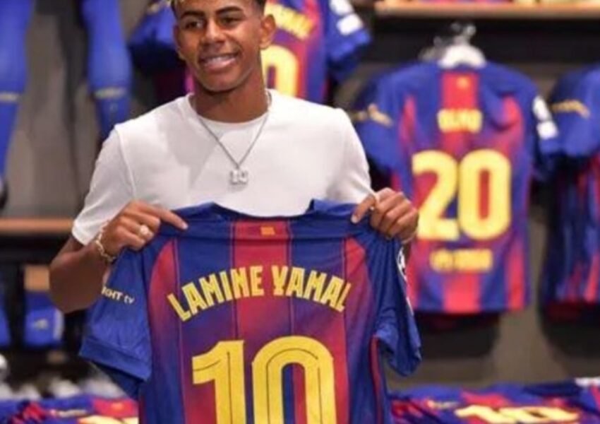 Resmi! Lamine Yamal Perpanjang Kontrak dan Pakai Nomor 10 di Barcelona