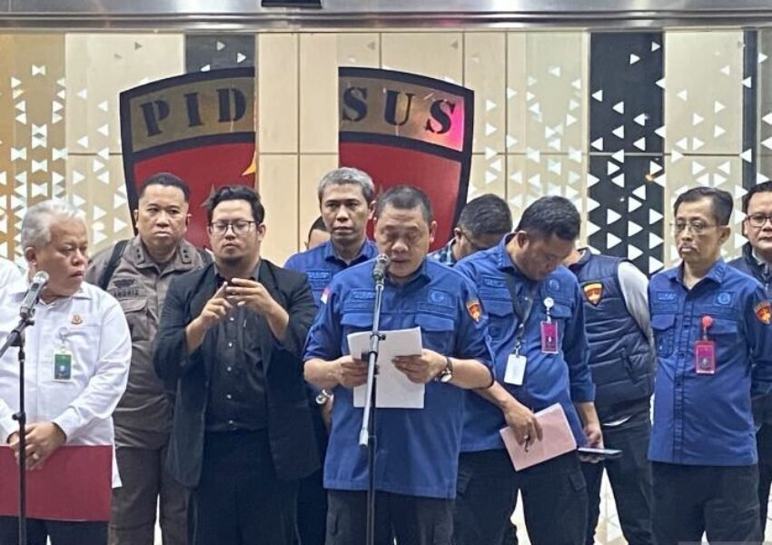 Skandal Migas Pertamina: Kejagung Buru Riza Chalid yang Diduga Berada di Singapura