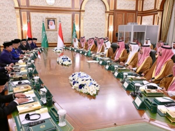 Indonesia dan Arab Saudi Sepakati Investasi Senilai 27 Miliar Dolar AS di Sektor Energi, Kesehatan, dan Industri Strategis