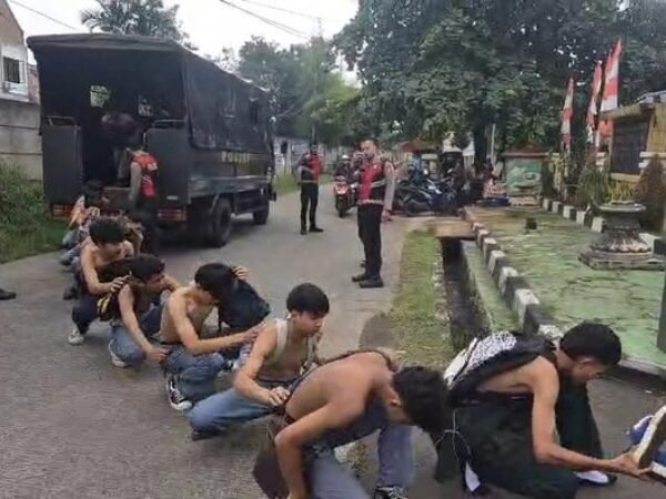 Hari Pertama Sekolah, 14 Pelajar di Bogor Diamankan Polisi Diduga Hendak Tawuran
