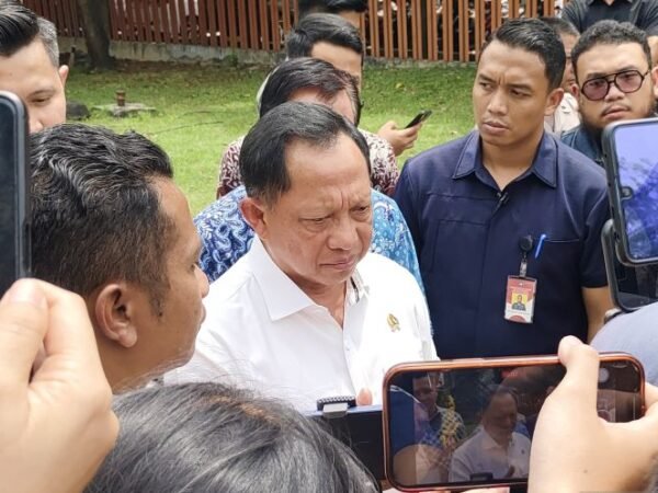 Mendagri Minta Kepala Daerah Buat Kebijakan Pajak yang Tidak Membebani Rakyat
