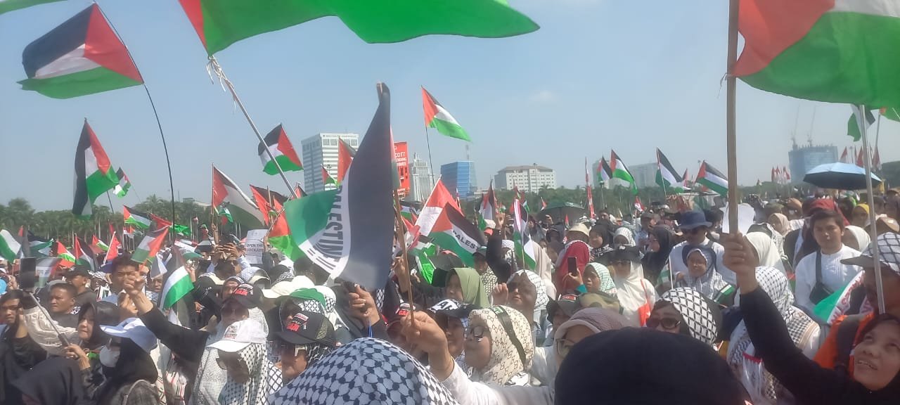 UAS Serukan Boikot Produk Penjajah di Monas: Satu Rupiah Bisa Jadi Peluru ke Gaza