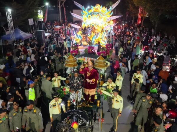 Brebes Night Carnival 2025 dan Tegal Art Festival Semarakkan HUT RI ke-80