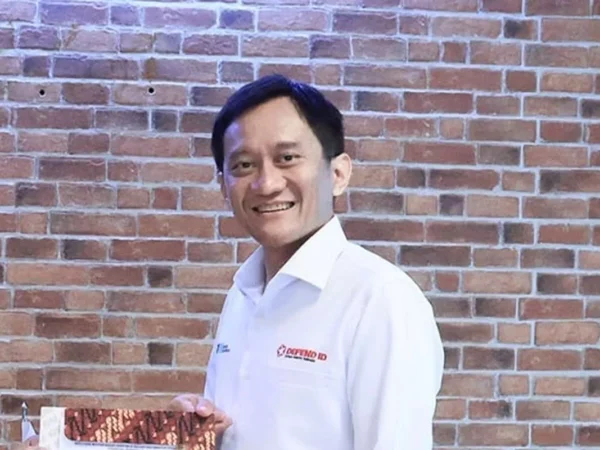 KAI Rombak Direksi dan Komisaris, Bobby Rasyidin Jadi Dirut Baru