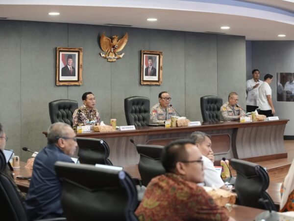 BULOG dan POLRI Siapkan Operasi Pasar Murah Beras di Seluruh Indonesia