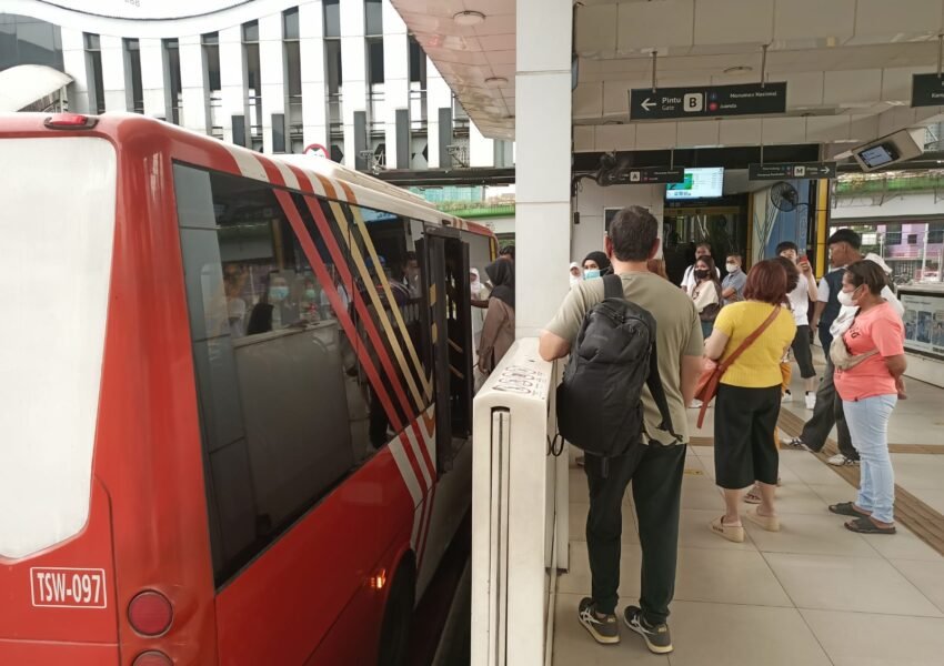 Tarif Transjakarta hingga MRT Cuma Rp80 pada 17 Agustus, Spesial HUT ke-80 RI