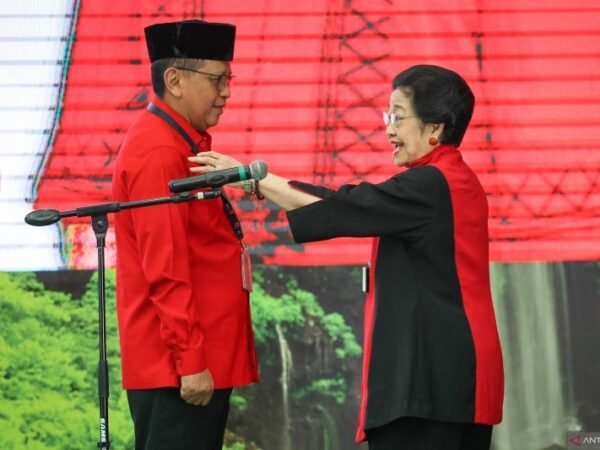 Megawati Pilih Hasto Lagi, Legislator PDIP: Faktor Kemenangan Jadi Kunci