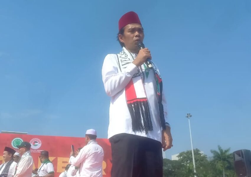 UAS Serukan Boikot Produk Penjajah di Monas: Satu Rupiah Bisa Jadi Peluru ke Gaza
