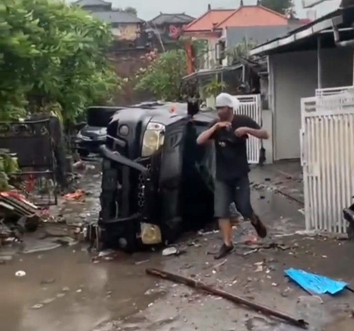 Wagub Bali Akui Pembangunan Masif Jadi Pemicu Banjir, Janji Perketat Alih Fungsi Lahan