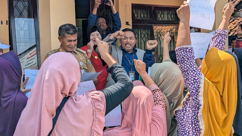 Nasabah Tuntut BMT Mitra Umat Kembalikan Dana Deposito Rp7,2 Miliar yang Macet di Pekalongan