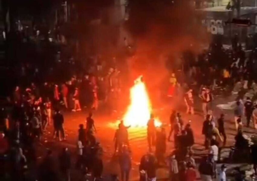 Api Politik Disulut Parlemen