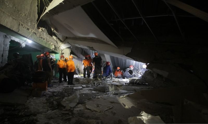 Update Korban Musala Ambruk di Ponpes Al Khoziny Sidoarjo: 88 Santri Luka, 1 Meningga