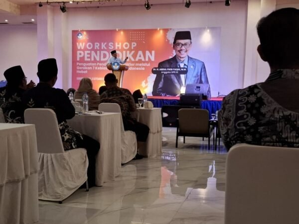 Generasi Malas Karena Gadget, Anggota DPR RI Ingatkan Pentingnya Pendidikan Karakter