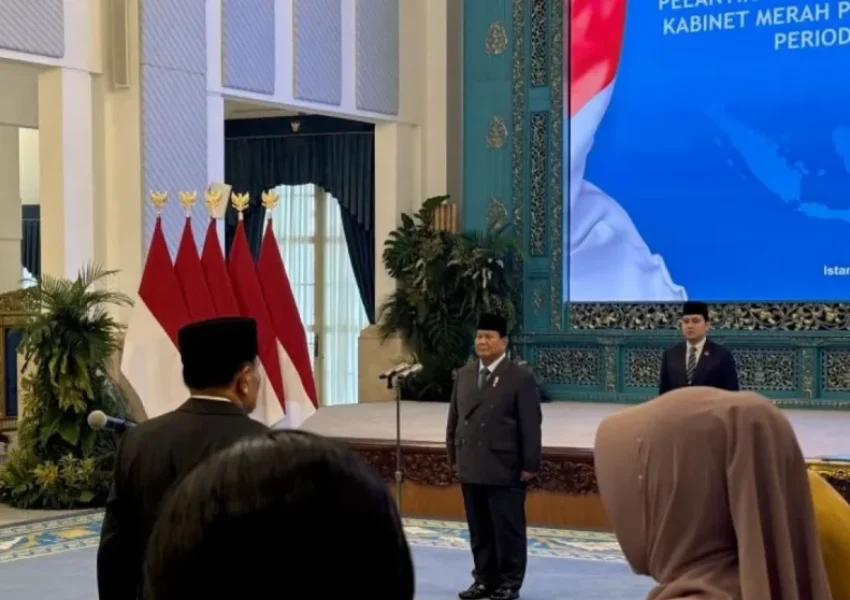 Prabowo Lantik Dua Menteri Baru, Tiga Wamen, dan Sejumlah Pejabat Setingkat Menteri