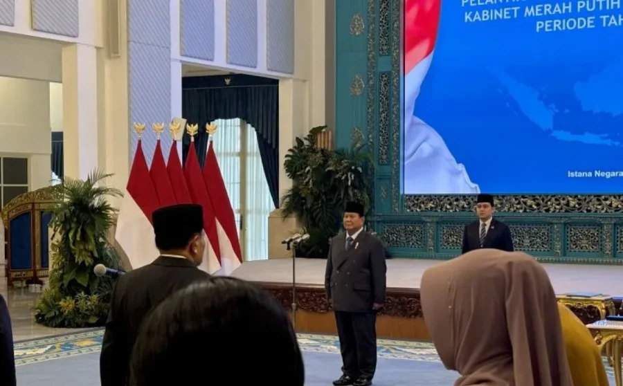 Prabowo Lantik Dua Menteri Baru, Tiga Wamen, dan Sejumlah Pejabat Setingkat Menteri