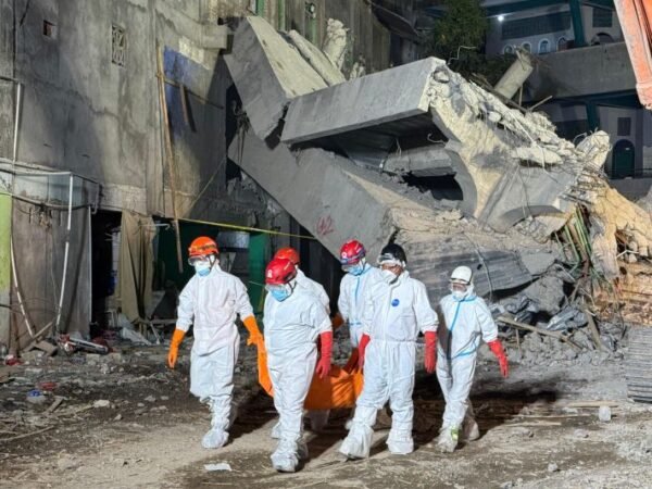 BNPB: 17 Jenazah Santri Al-Khoziny Teridentifikasi dan Diserahkan ke Keluarga