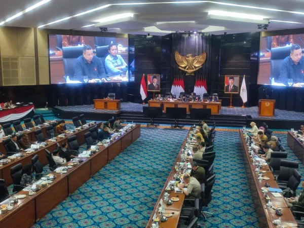 Pemangkasan DTD Ancam Proyek Unggulan Pramono-Rano Molor