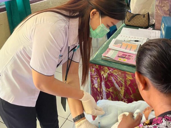 Buleleng Jadi Percontohan, 2.400 Bayi Dapat Vaksin Heksavalen