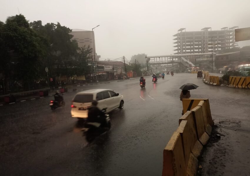 Pramono Klaim Penanganan Banjir Jakarta Lebih Cepat Dibanding Daerah Lain