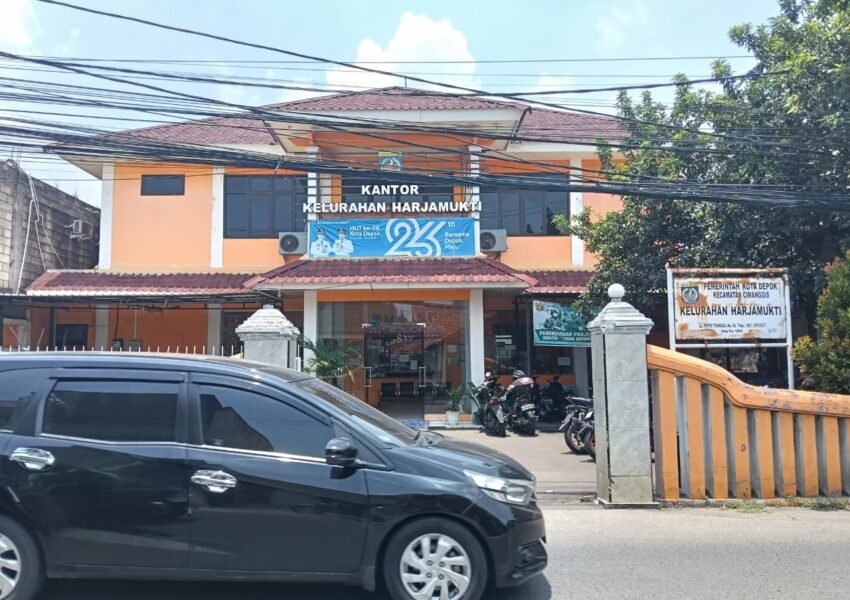 Macet di Jalan Putri Tunggal, Kantor Kelurahan Harjamukti Jadi Biang Kerok