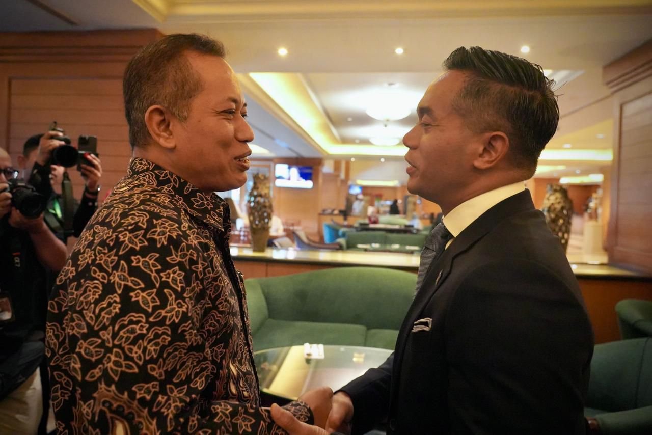Menkop Ferry Ajak Kadin Jadi “Kakak Asuh” Kopdes Merah Putih: Koperasi Kini Bisa Kelola Tambang