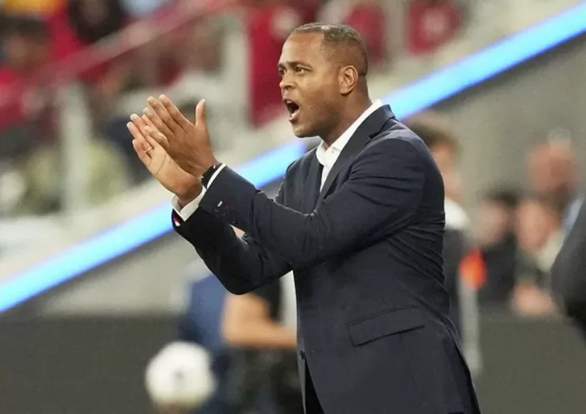 Kluivert Minta Maaf Usai Gagal ke Piala Dunia: Saya Bertanggung Jawab Penuh