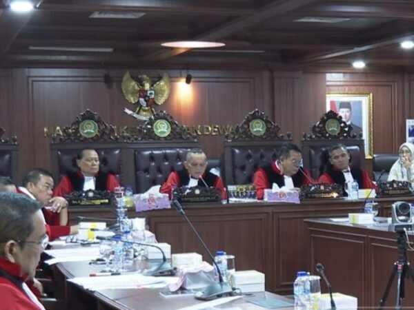 Kasus Etik DPR: Nafa Urbach Dilaporkan karena Hedon, Uya Kuya dan Eko Patrio karena Joget