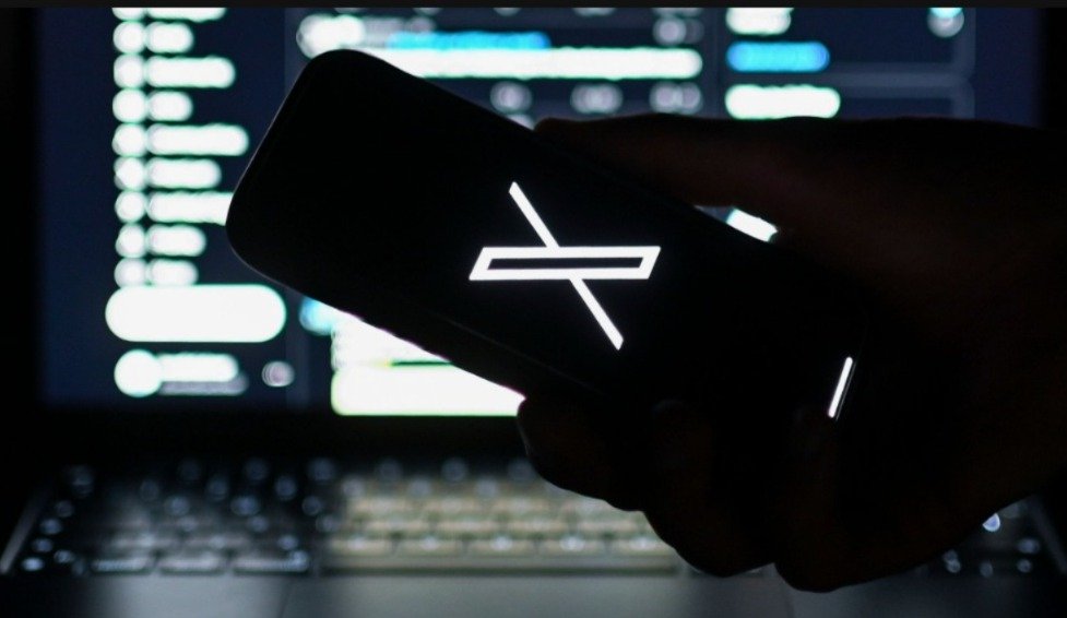 Layanan X dan Cloudflare Tumbang, Ribuan Pengguna Terdampak