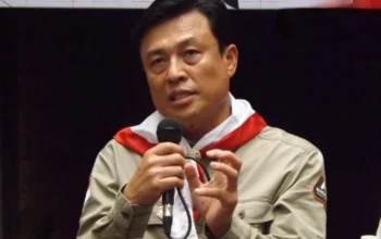 Ronny Lukito Terima Anugerah Kujang dari Budayawan Jawa Barat atas Dedikasi dalam Konservasi Alam