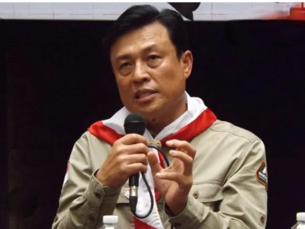 Ronny Lukito Terima Anugerah Kujang dari Budayawan Jawa Barat atas Dedikasi dalam Konservasi Alam